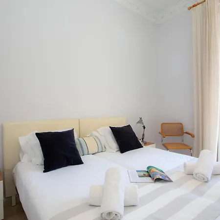 Singularstays Salvador Iv דירה
